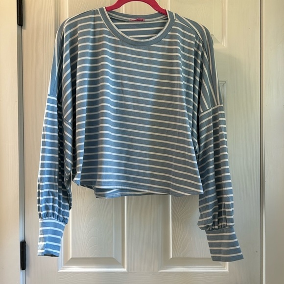 Pink Lily Tops - Pink Lily Light Blue Striped Semi Cropped Long Sleeve Top Size Medium NWOT